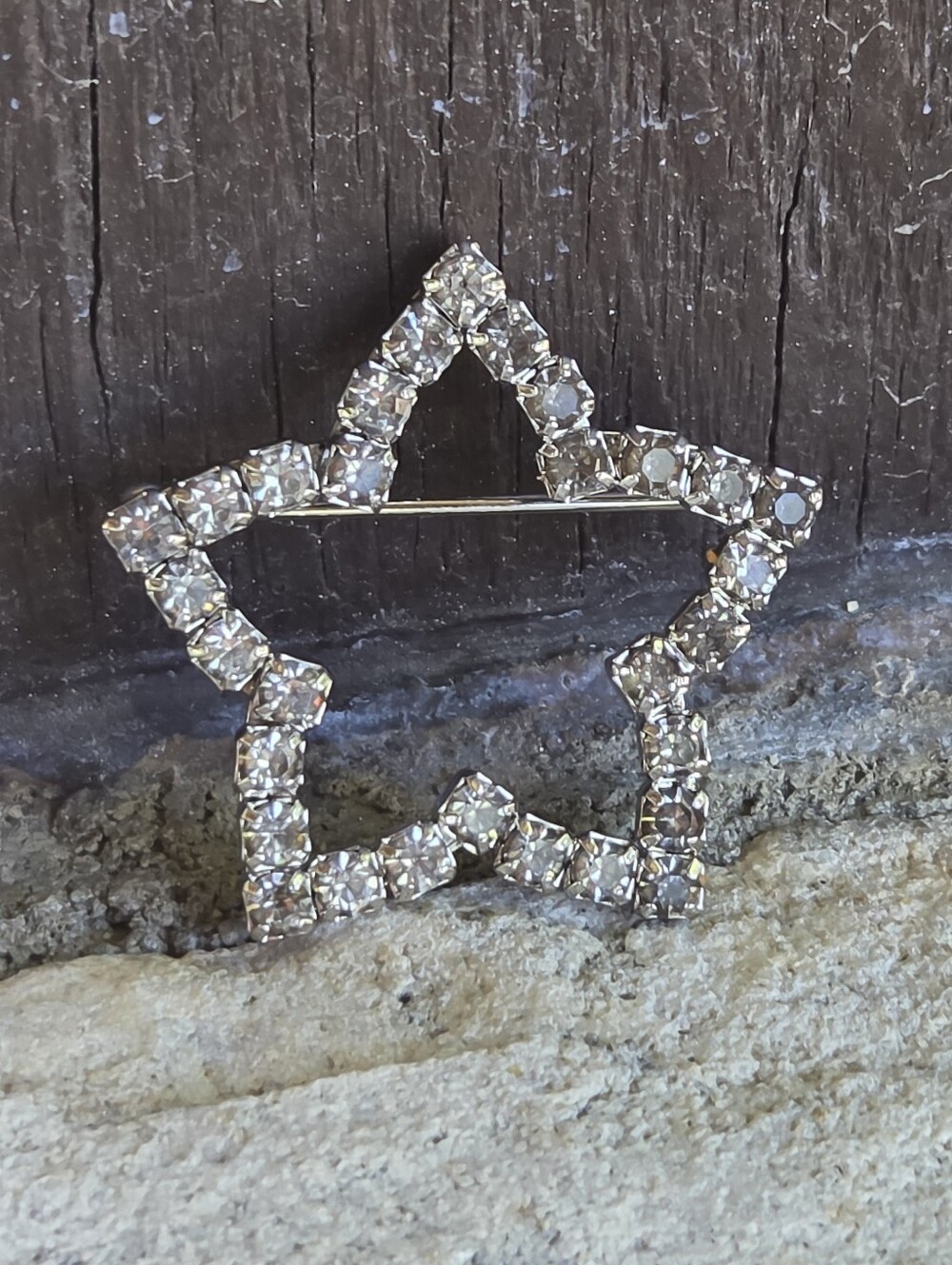 AVON Rhinestone Star Brooch